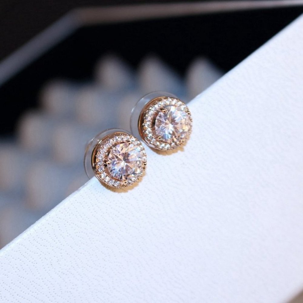 NEW Brilliant Cut 18K Diamond Halo Stud Earrings - Picture 2 of 10